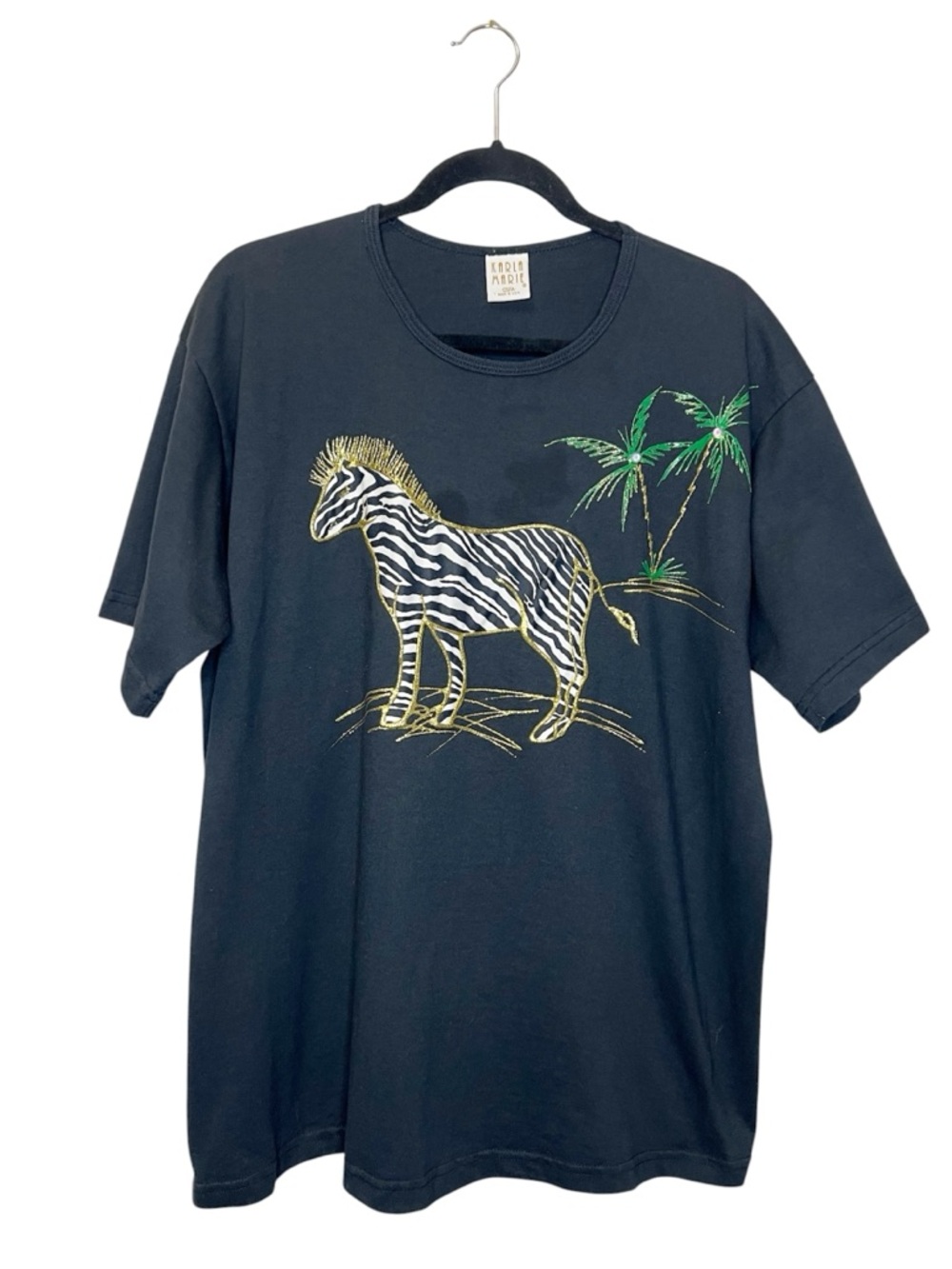 KARLA MARIE Glitter Giraffe Art to Wear Black Tee OSFA